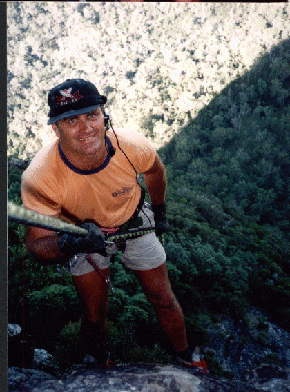 derek-climb.gif (173948 bytes)